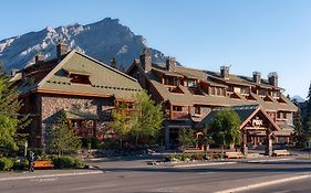 Fox Hotel And Suites